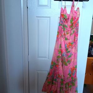 Maxi dress with ruffles